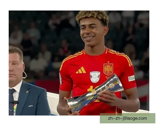 2024欧洲杯最佳年轻球员揭晓 亚马尔荣膺此项殊荣成为新星